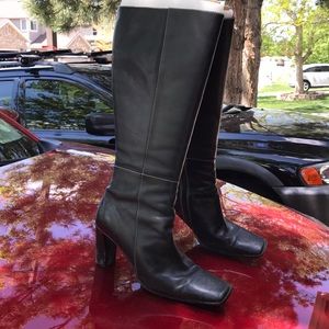 Karen Scott knee high black leather boots 8